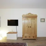 Апартаменты Klaus-groth-strasse 2, App 31 *